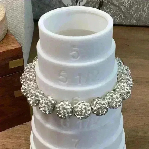 Silver Rhinestone Sparkling Beaded Bracelet - Picture 2 of 3